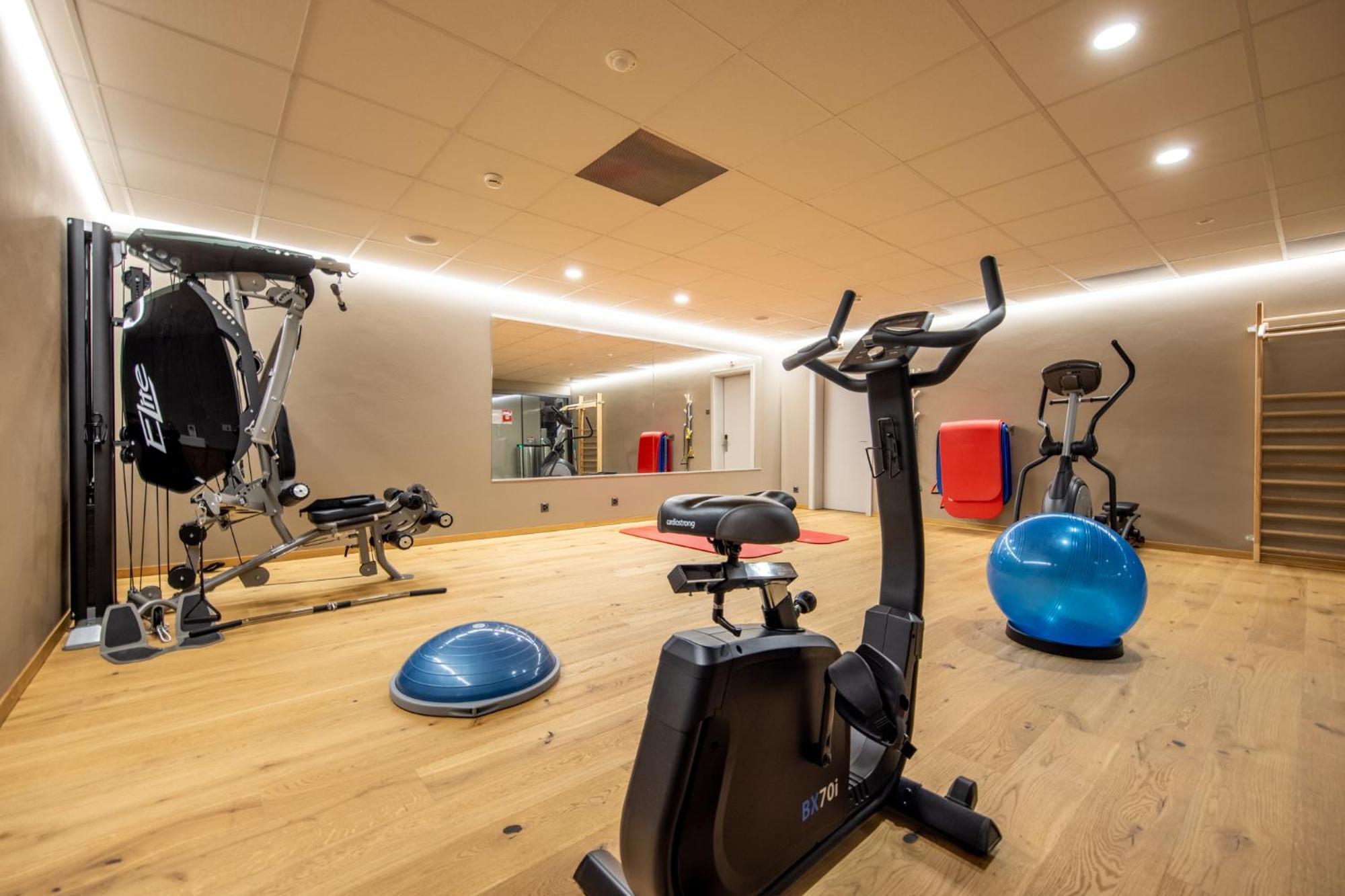 Swisspeak Resorts Vercorin Bagian luar foto
