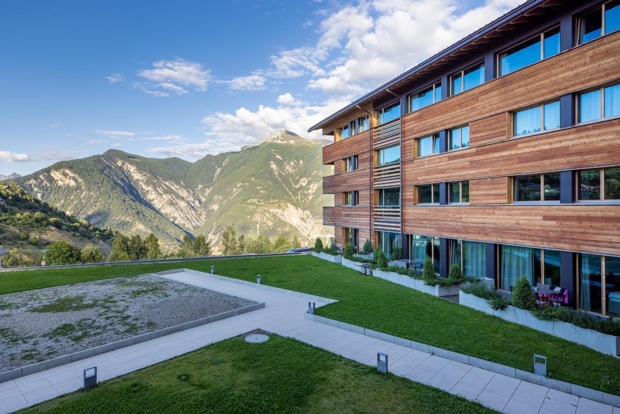 Swisspeak Resorts Vercorin Bagian luar foto