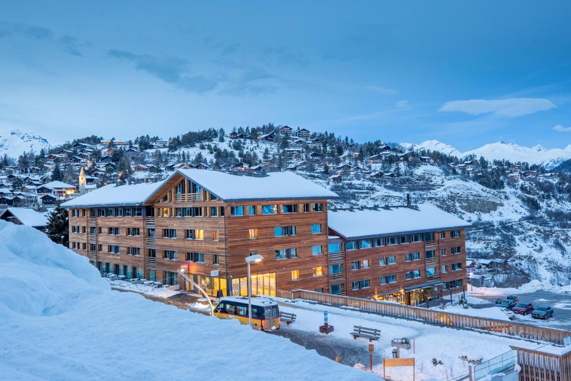 Swisspeak Resorts Vercorin Bagian luar foto